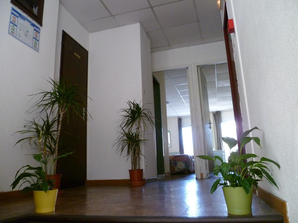Hotel Saint Jean Baptiste Lourdes Exterior foto