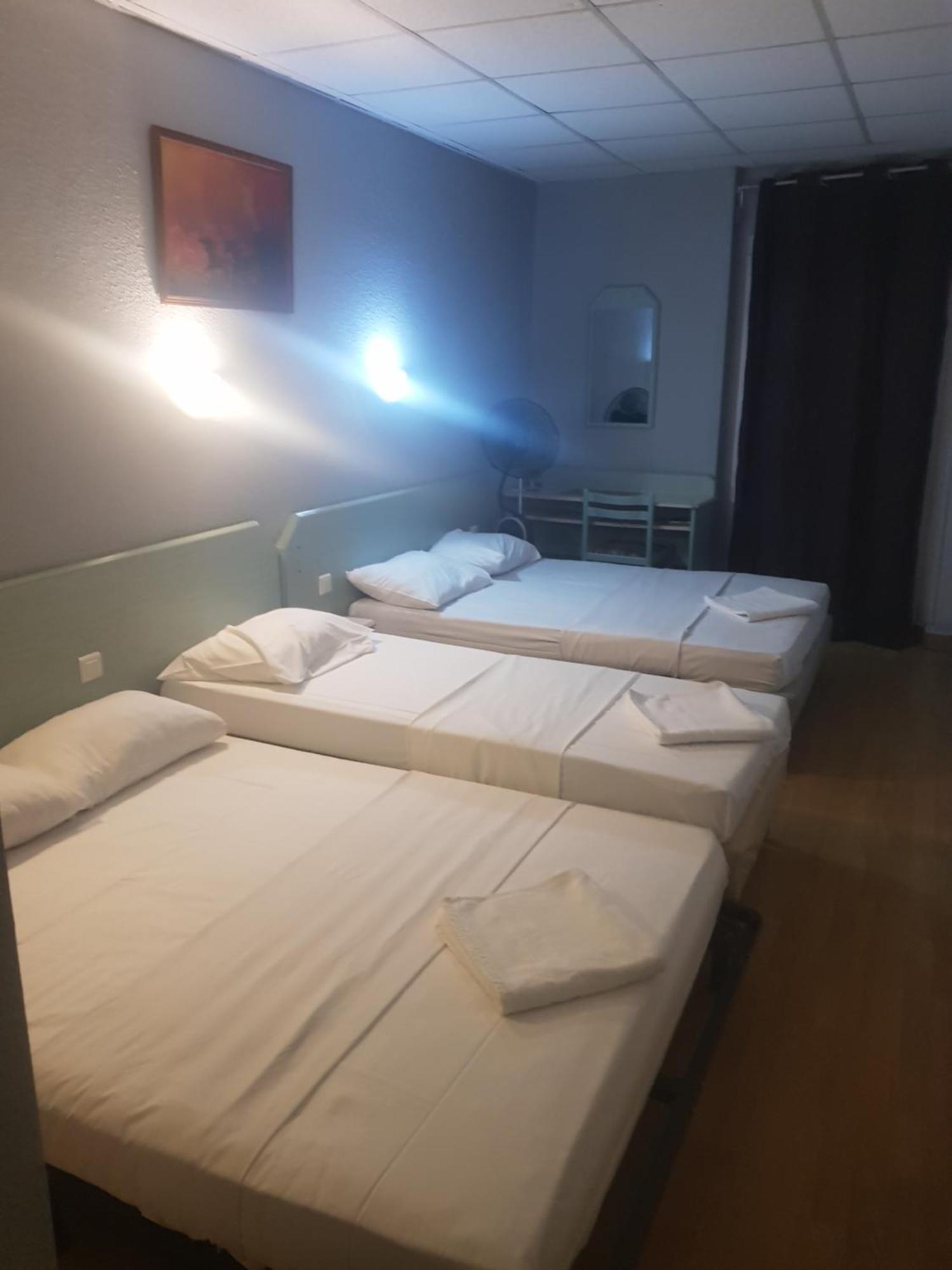 Hotel Saint Jean Baptiste Lourdes Exterior foto